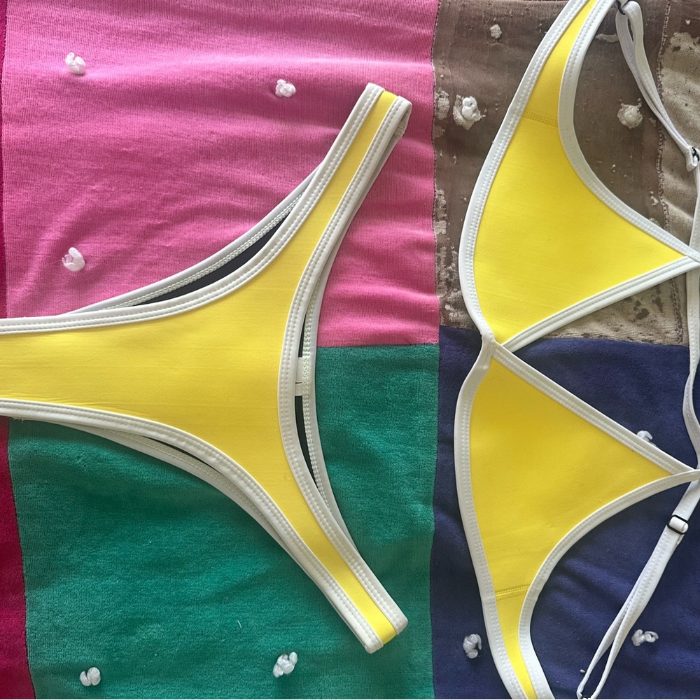 Hoaka Yellow and White Bikini Set — EUC
